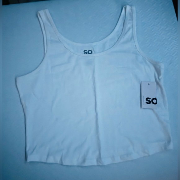 Tank - Picture 2 of 5